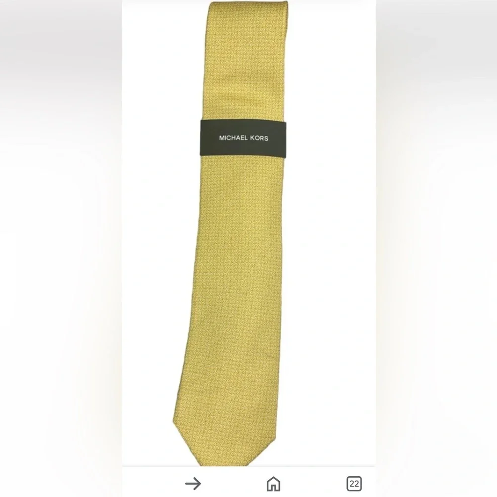 Michael Kors mens 100 % silk neck tie Classic Geo